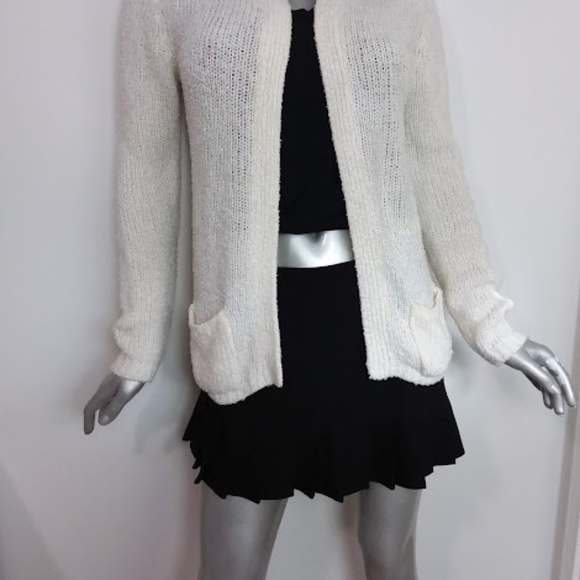 SALE!!!  Small Ivory Cardigan Sweater Knit Long Sleeve Small Pockets Vintage 90s - Picture 4 of 6